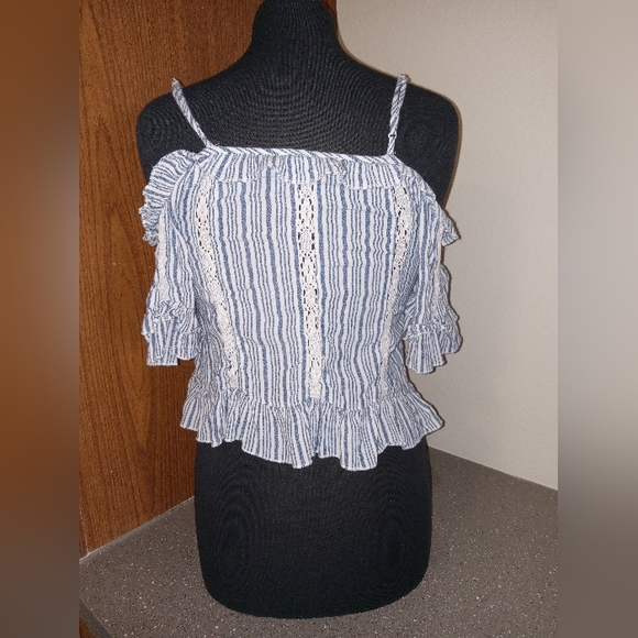 American Eagle Outfitters XS blue and white tank top off the shoulder sleeves - Picture 4 of 4